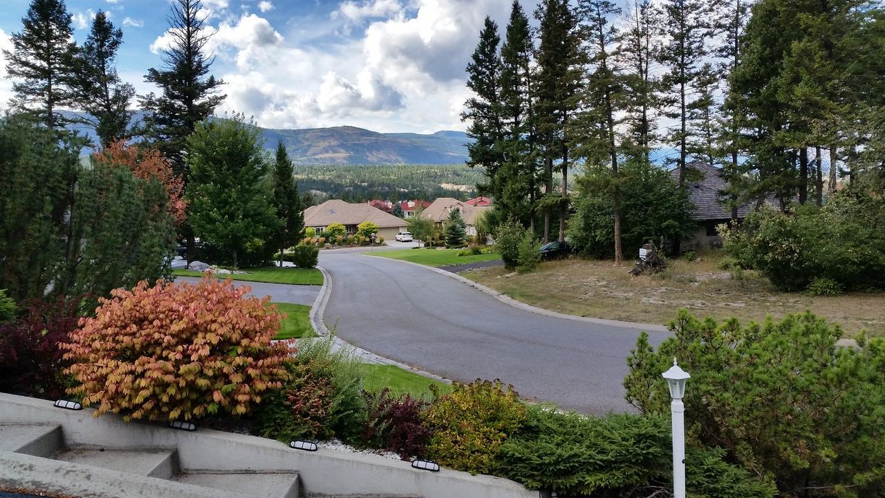 Riverview Retreat B&B Fairmont Hot Springs Exterior photo